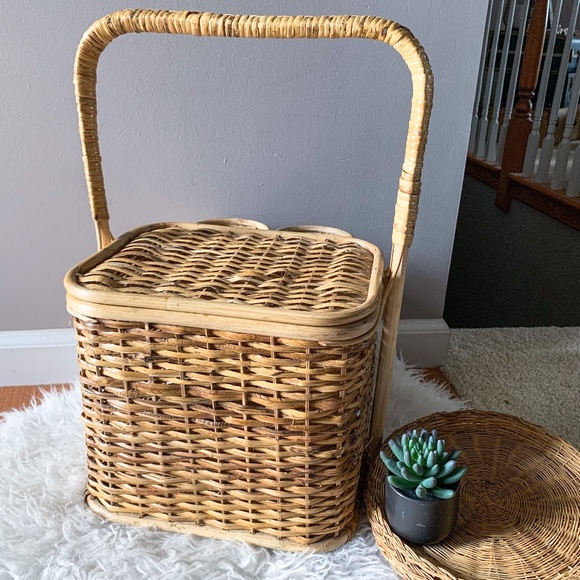 Vintage Boho Picnic Basket with Wine Holders